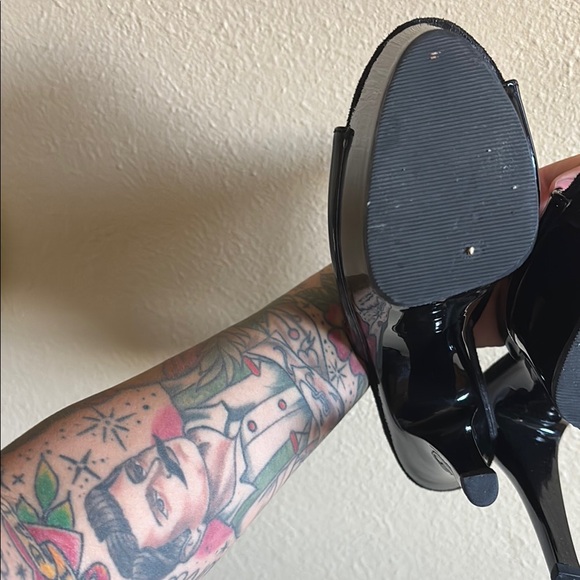 Pleaser Heels 👠 - Picture 4 of 5